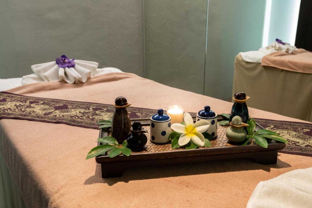 S Ratchada Leisure Hotel - Sha Plus Бангкок Екстер'єр фото Spa treatment